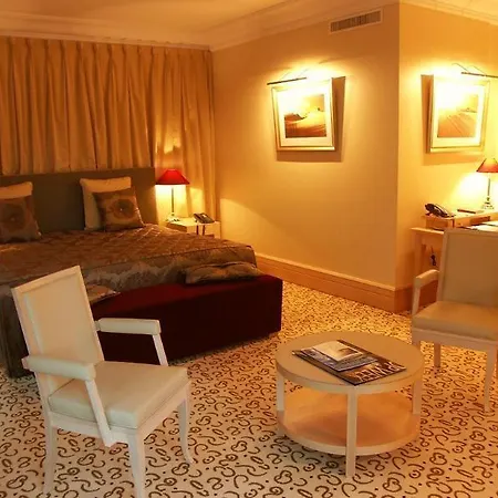 Hotel Pavillon De La Rotonde Et